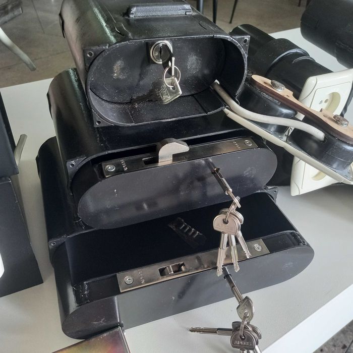 Сейф тайник розетка. Сейф схованка розетка