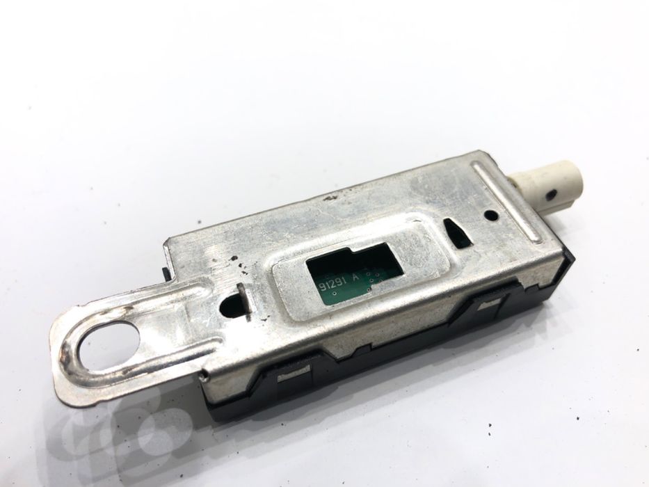 WZMACNIACZ ANTENOWY FORD S-MAX HS7T-18C847-AB MODUŁ SYGNAŁU