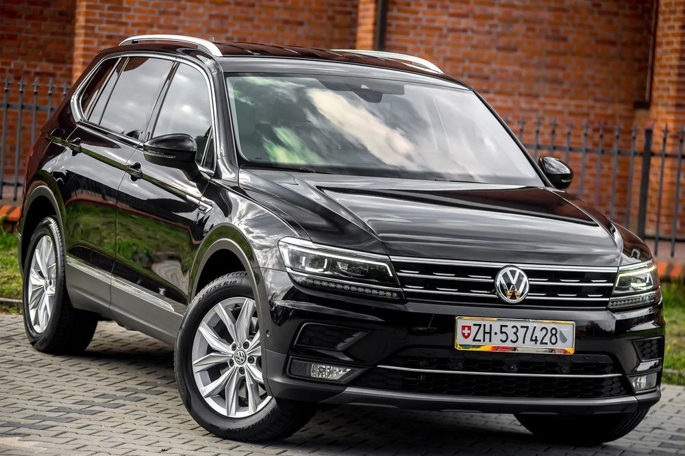Volkswagen Tiguan 2.0 TDI DSG 4Motion Kamera360 Virtual Cockpit Navi  LED FUL Opcja