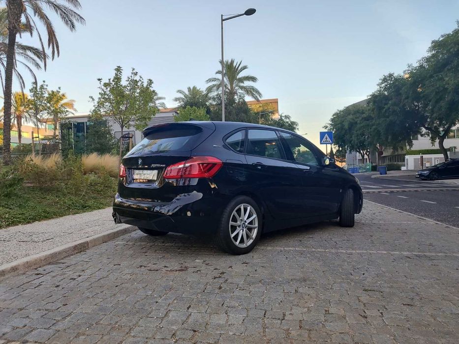 BMW 225xe híbrido plug-in PHEV