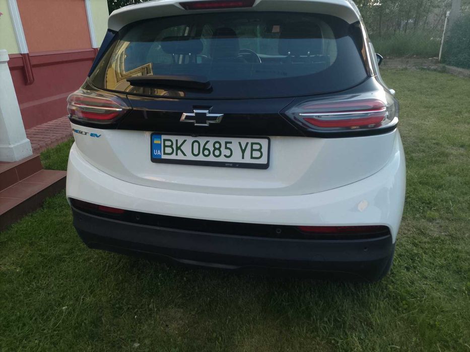 Продам Chevrolet Bolt EV 1LT