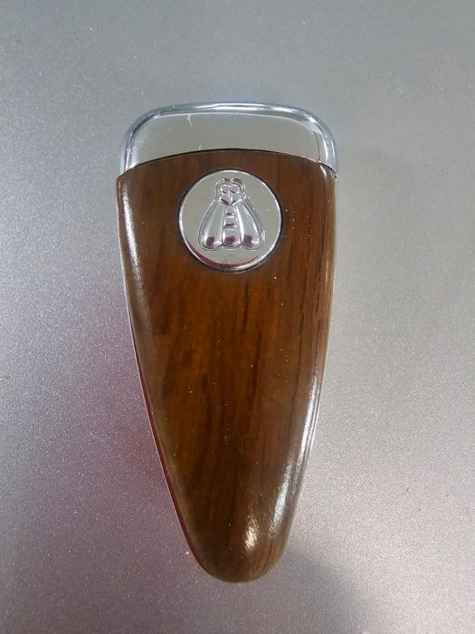 Isqueiros vários novos