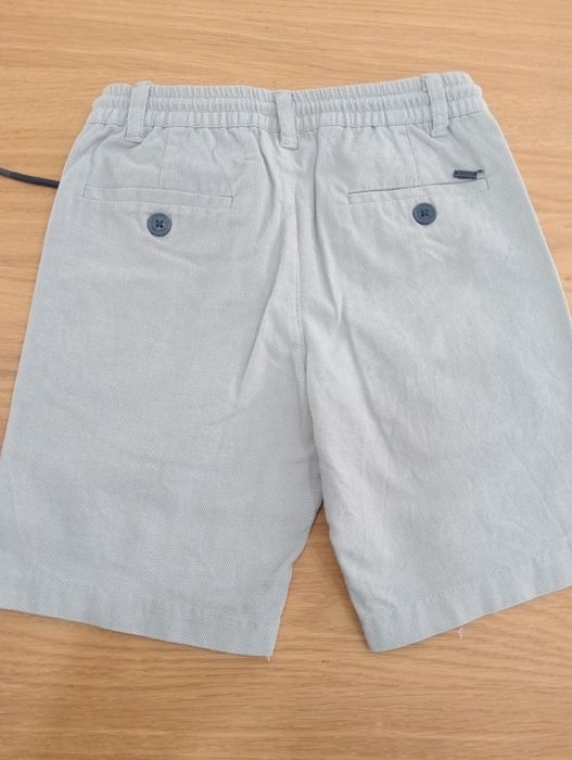 Calções cinza claro