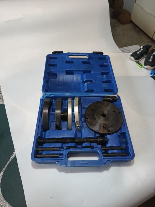 Ściągacz do łożysk piast 78mm ford Volvo mazda