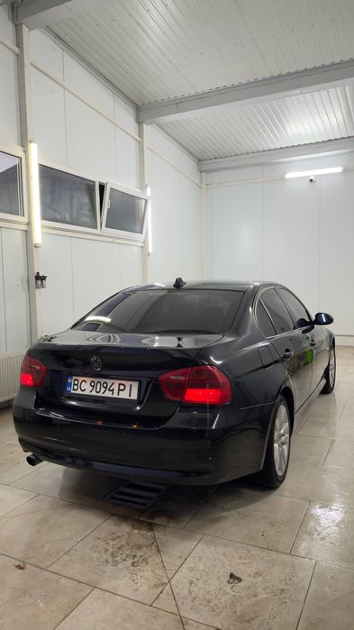 Продам бмв е90 2005 р.