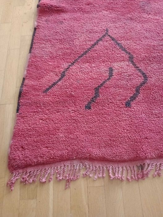 Dywan wełniany 200 x 145 cm koralowy