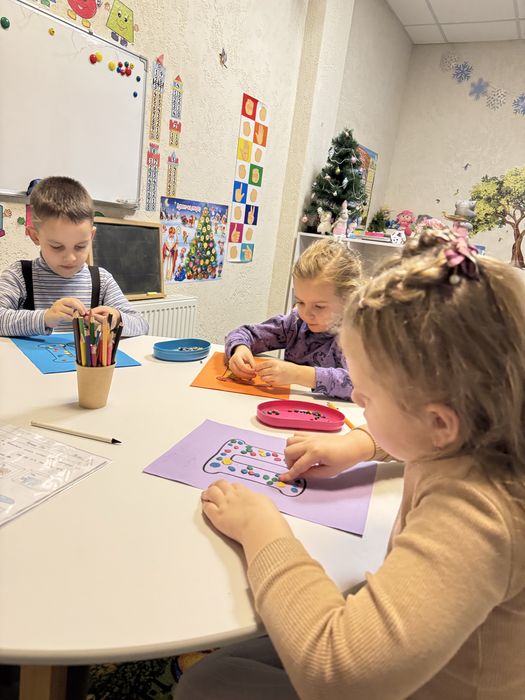 Логопед, дефектолог