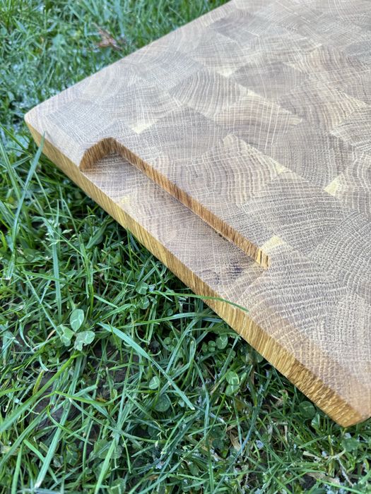 Deska dębowa do krojenia lub serwowania