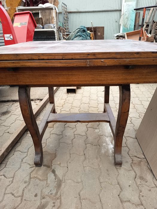 Mesa extensível antiga