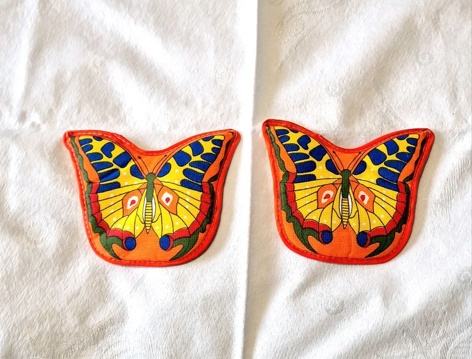 Lote de 2 pegas em forma de borboleta