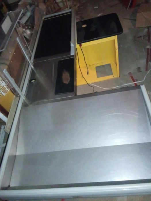 Касовий бокс зі стрічкою  б/у