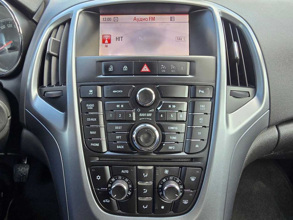 Продам  Opel Astra 2013. Можна в розстрочку, під викуп.
