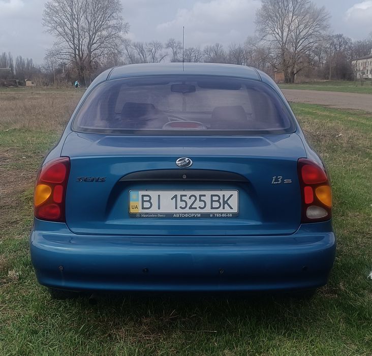 Автомобіль ЗАЗ Сенс