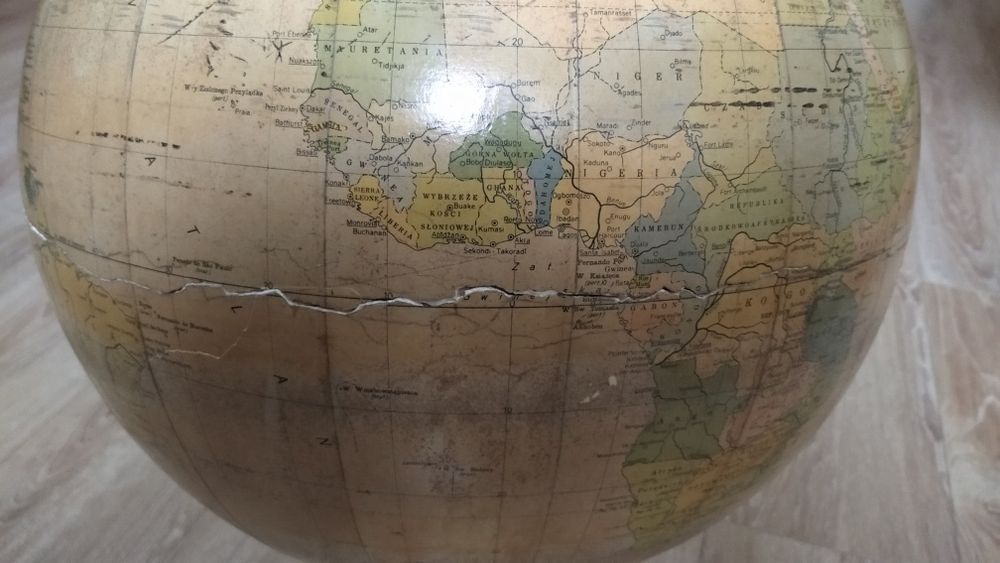 Duży stary szkolny globus lata 60-te