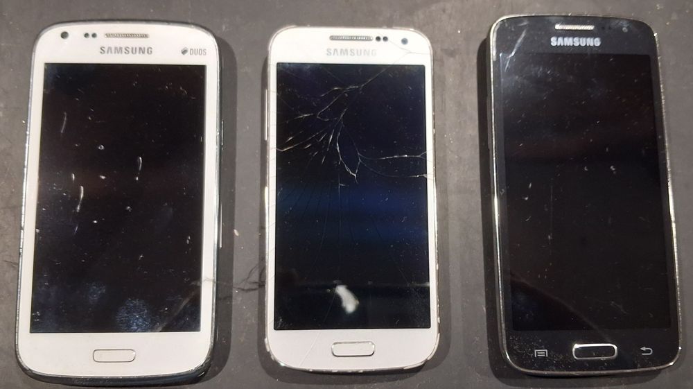 Vendo telemóveis Samsung para peças