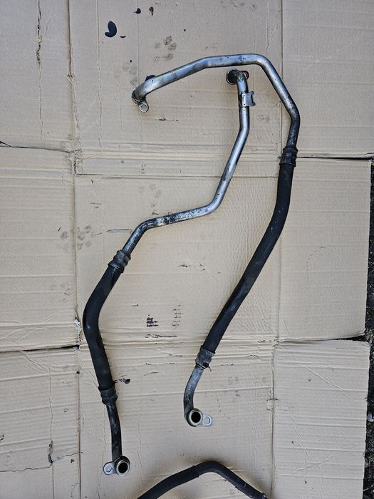 Bmw m3 e92 e93 e90 m3 s65b40 v8  przewod przewody olejowe chłodnicy ol