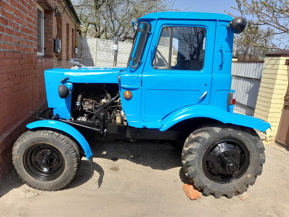 Продам самодельный трактор дизель двигатель форд 1,6