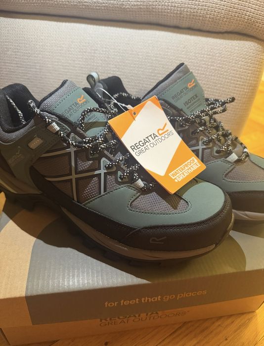 Nowe buty Regatta trekingowe, wodoodporne rozmiar 41