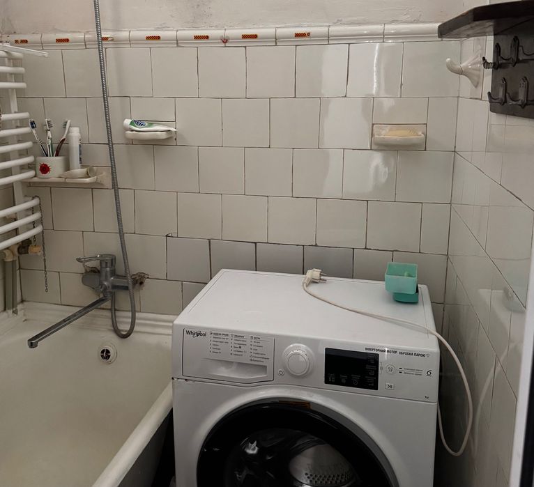 Оренда одної кімнати для хлопця ,  без ріелторів .