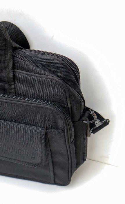 Bolsa Mala transporte de mão ou de ombro muito bom estado