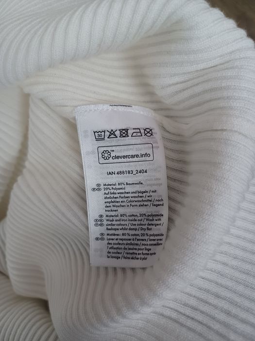 Nowy swetr damski rozm. L 44/46