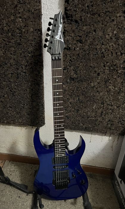 Ibanez Guitar, Amplifier and Zoom G1 Four package