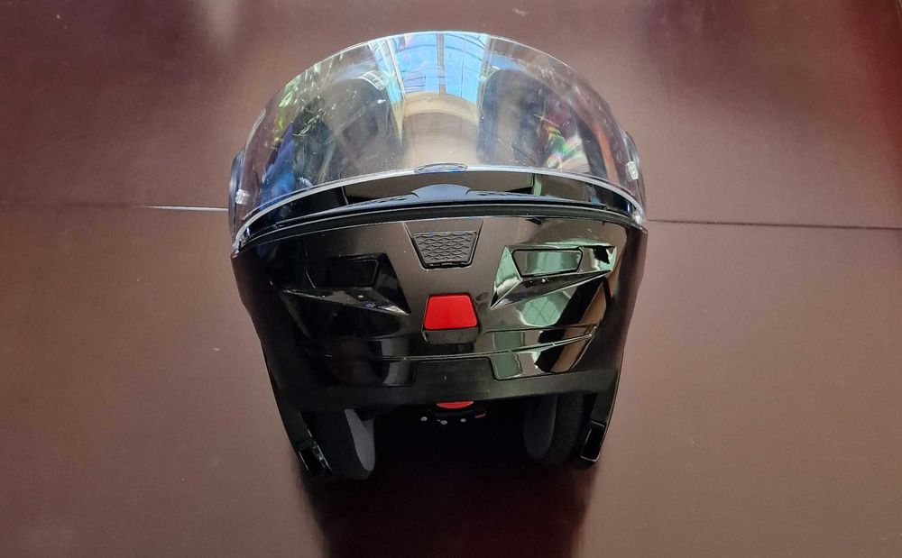 Komplet ubrania na motocykl: kurtka, spodnie, buty, kask