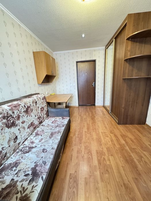 Оренда кімнати в гуртожитку