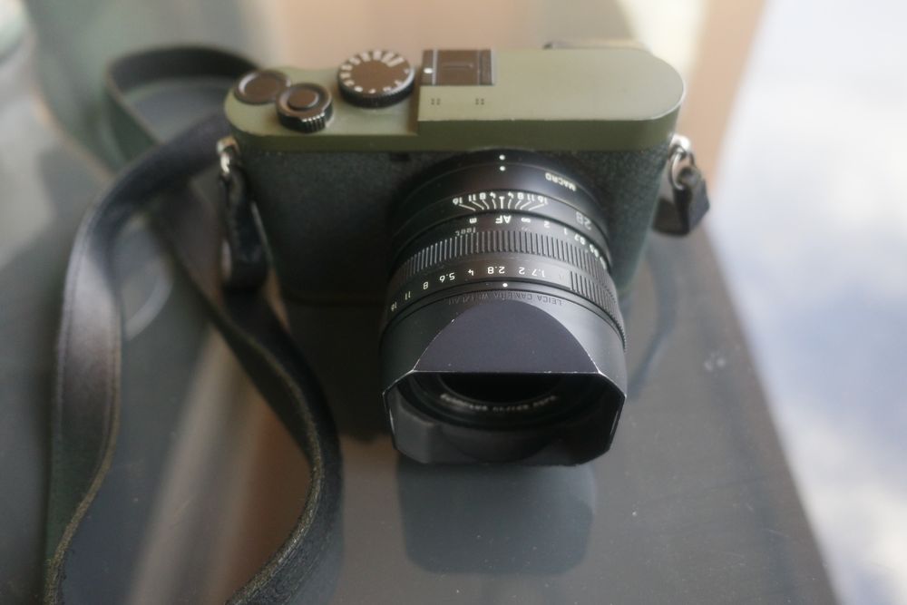 Leica Q2 Reporter – completa, com caixa