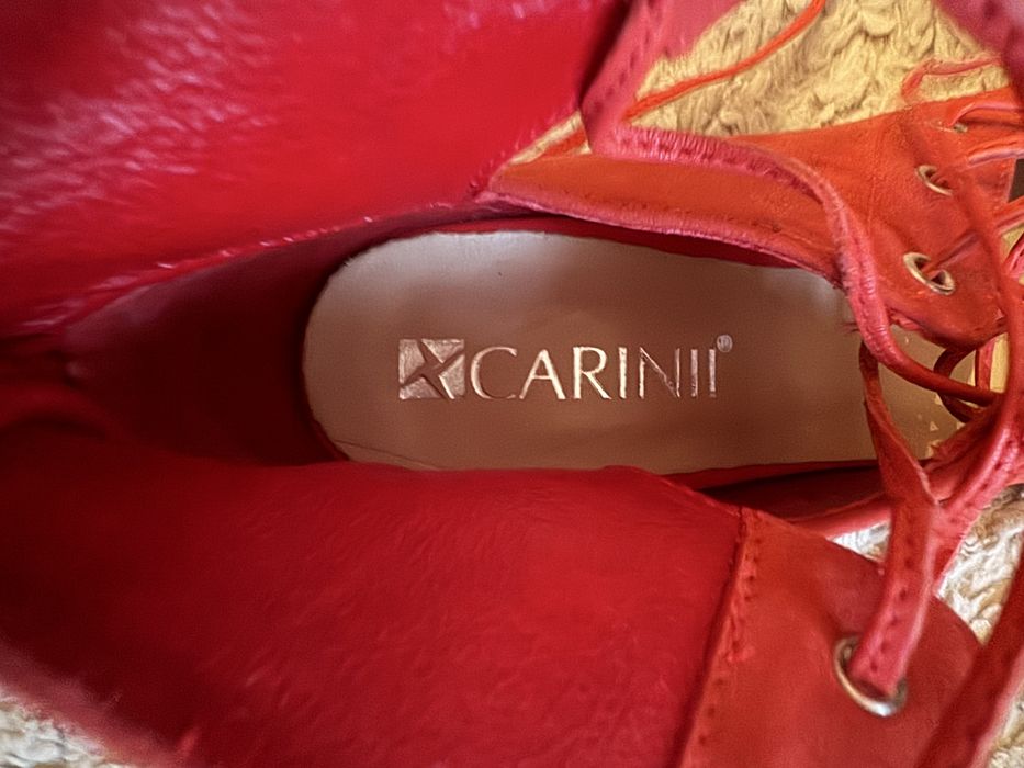 Szpilki czerwone Carinii skórzane damskie buty roz.36