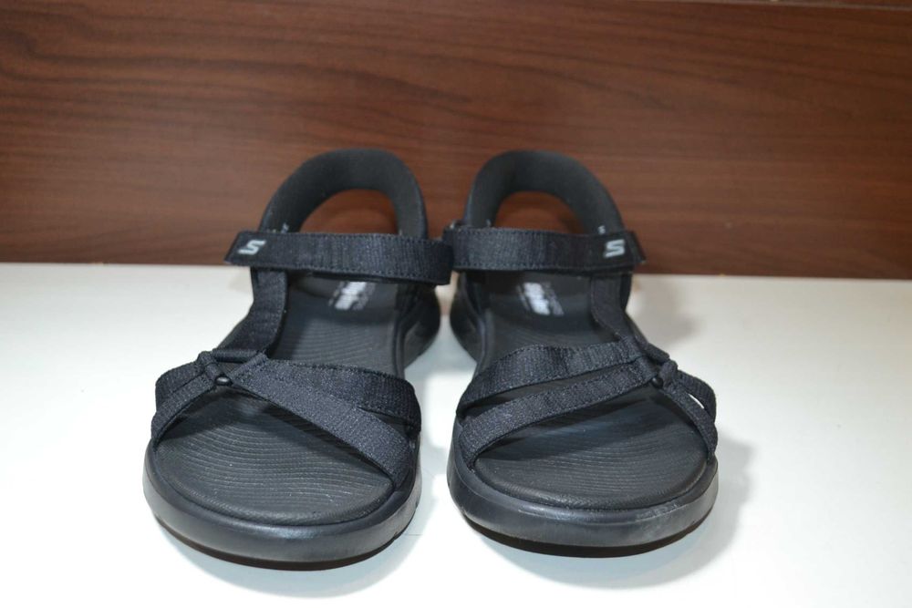 skechers 39-40р сандалии босоножки оригинал