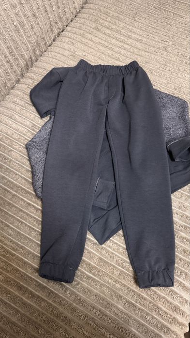 Спортивний костюм на хлопчика 110р