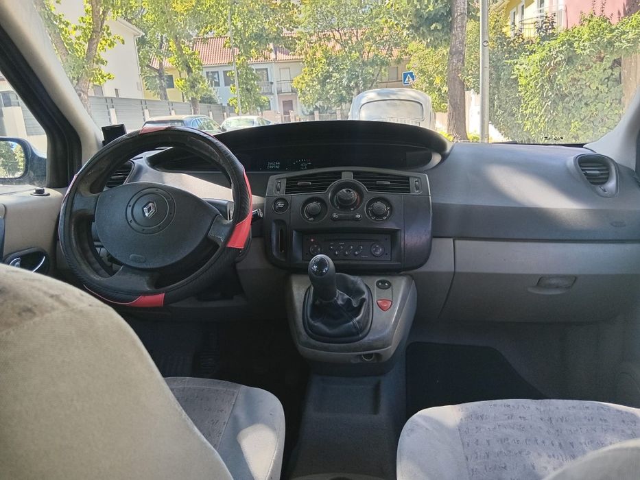Renault Scenic 1.5 gasoleo — photo 4