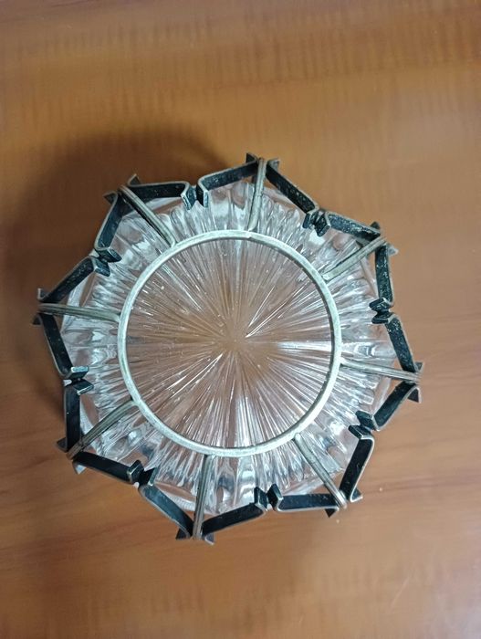 Сахарница. Конфетница. Хрустальая в мельхиоровой оправе.Винтаж.