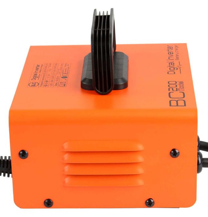 Prostownik INWERTEROWY z Rozruchem BC-200 BJC 200A 12/24V