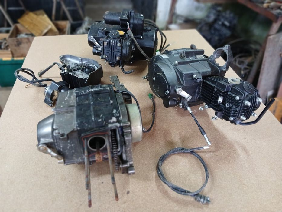 3 Motores de pit bike 50 cc.