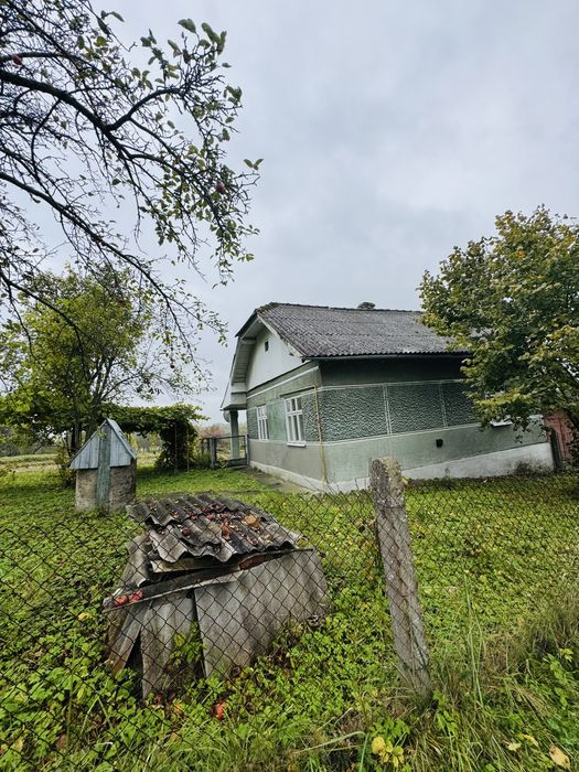 Продам будинок з ділянкою 35 сотих,Львівська обл.с.Підгірці.70кв.м.