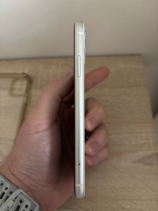 iPhone 11 64gb bateria 85%
