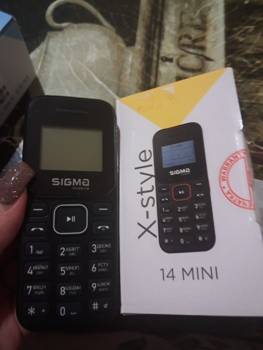 Телефон новий кнопочний