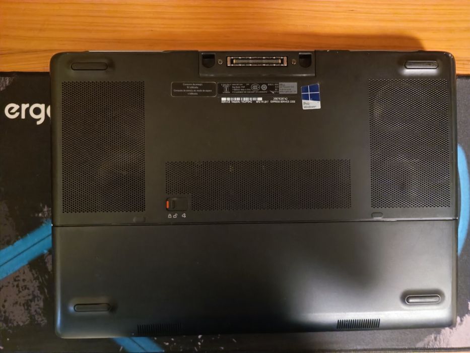 Продаю ноутбук Dell precision 7510