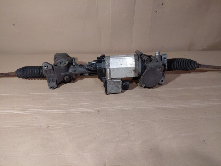 Рульова рейка  Volkswagen Caddy Golf Passat Touran 1K1 423 051 BG