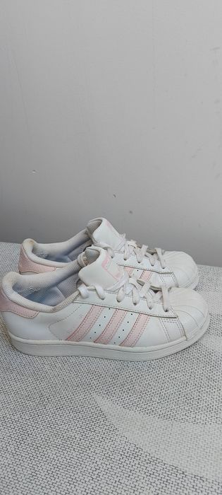 Buty adidas superstar 35,5 białe