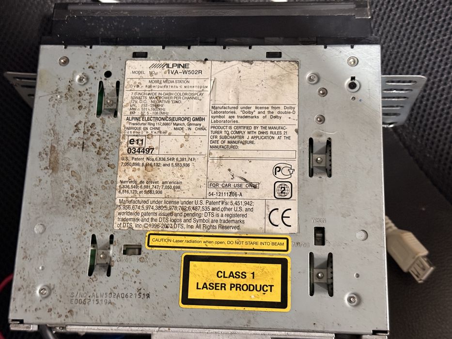 Автомагнитола Alpine IVA-W502R