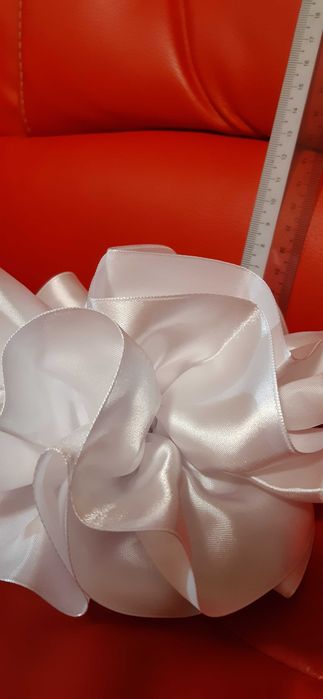 Бант білий великий