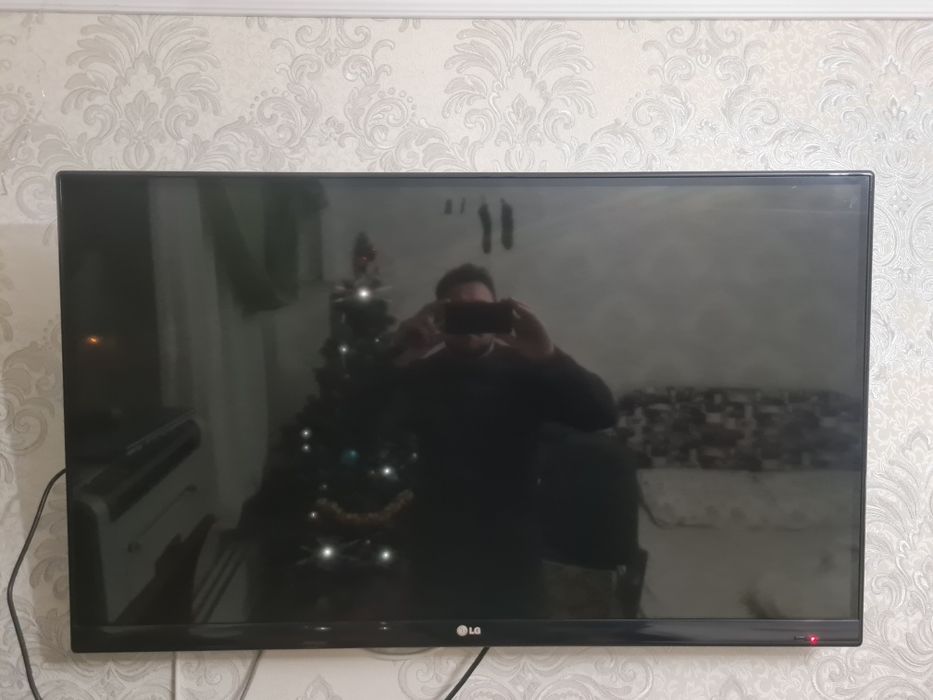 Продам 3DТелевізор LG 42LM640S