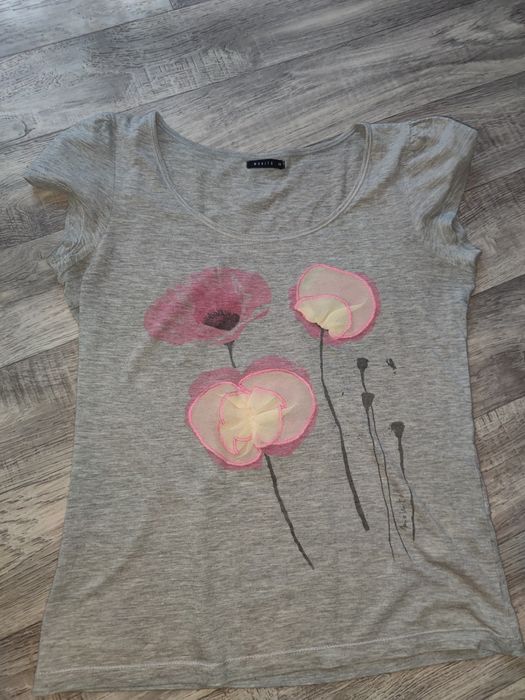 Bluzka t-shirt krótki rękawek kwiaty 3d / Mohito / rozm. 36