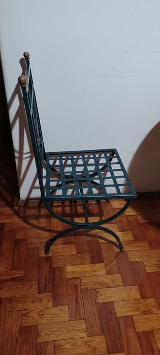 Cadeira em ferro