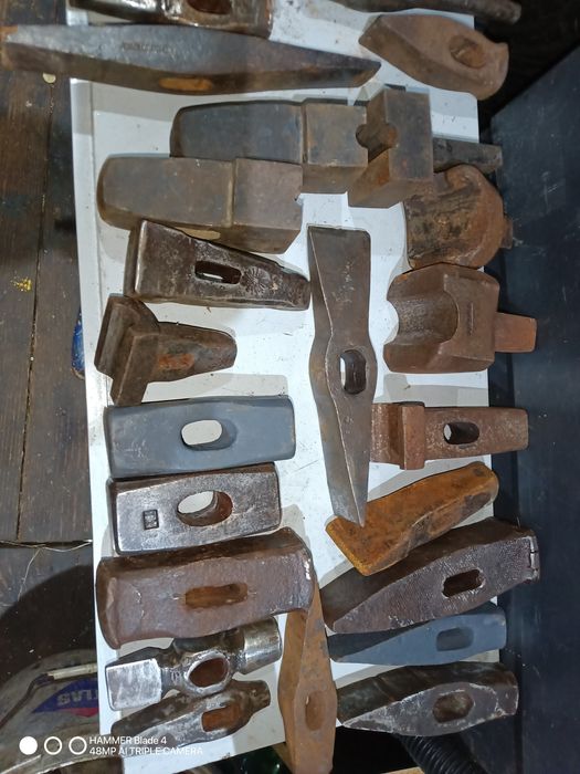 młotki kowalskie , babka,podcinką, kleszcze