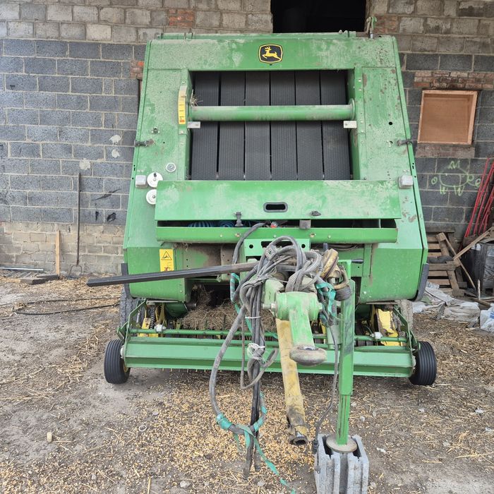 Prasa John deere  582