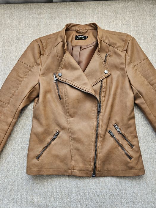 Only ramoneska biker kórtka skórzana z przeszyciami